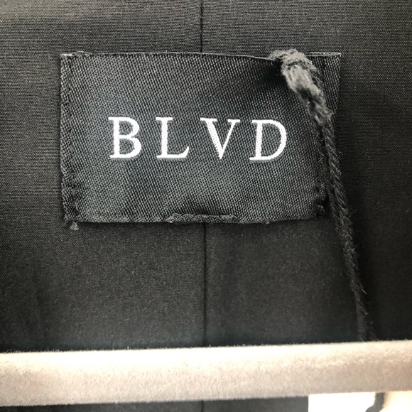 NWT BLVD Sleeveless Blazer Vest with Single Button - Picture 5 of 5